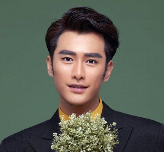 ​朱梓骁和郭敬明是什么关系  朱梓骁个人简介