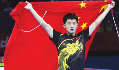 ​张继科体育馆被偶遇！变胖变黑，状态憔悴沧桑，眼神木讷