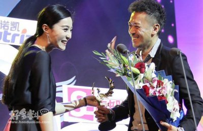 ​盘点明星与前任同台的尴尬画面 两人因同框再次传出绯闻