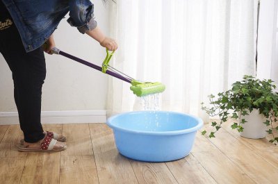 ​拖把头脏了如何清洗？很脏的拖把怎么洗的干净？