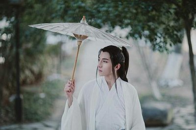 ​望海潮中柳永的写作手法赏析