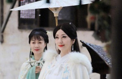 ​赵雅芝结过几次婚（卸了妆的赵雅芝近照真实）