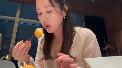 ​孙艺珍在台北吃小笼包：用筷子夹了46次，一共咀嚼了1153次