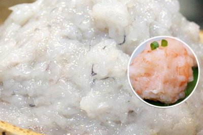 ​虾滑做出来怎么是红色的 虾滑做出来是什么颜色