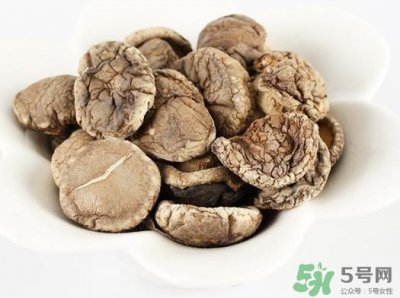 ​香菇是发物吗？香菇是干的好还是新鲜的好