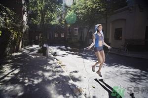20岁跳绳还能长高吗？青少年跳绳能长高吗？