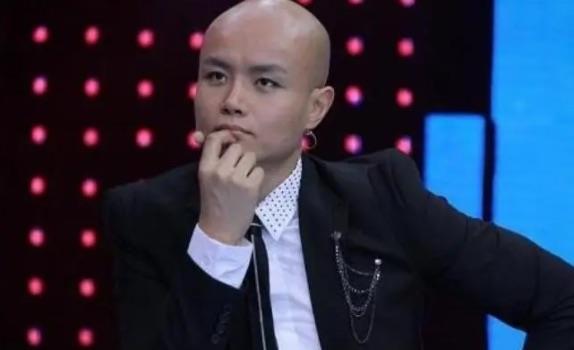 娱乐乐嘉到底去了哪里（主持人乐嘉近况曝光）  2