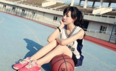 ​被女生问是不是喜欢她怎么回答显得高情商？