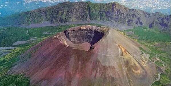 十大世界威力最大火山排名（历史上最恐怖的火山喷发）  2