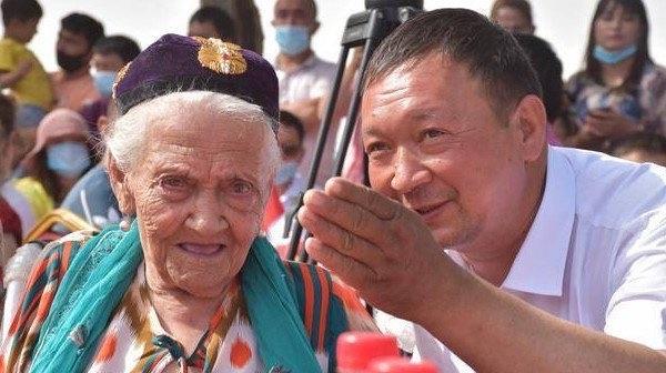 十大最长寿老人阿丽米罕.色依提（135岁见证了中国清朝的衰败）  1
