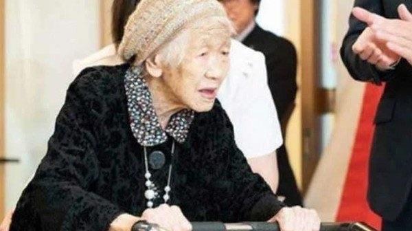 十大最长寿老人阿丽米罕.色依提（135岁见证了中国清朝的衰败）  2