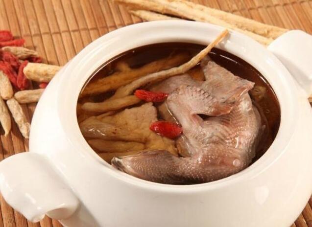 十大徽菜菜系中的十大名菜（十道最地道的徽菜介绍）  2
