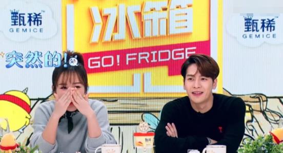 王嘉尔对杨紫是喜欢还是为了节目效果？从五个简单细节能看出