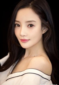 ​李小璐沉寂一段时间后，终于放大招了，网友这次信你