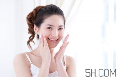 ​早晚都要用洗面奶洗脸吗 早晚都用洗面奶好吗