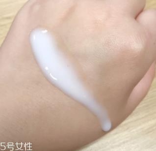 碧欧泉男士水动力水适合痘肌吗？痘肌用后不过敏