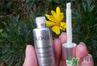 ​欧缇丽白藜芦醇精华怎么用_使用方法