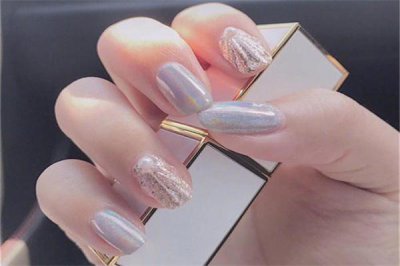​美甲可以不用光疗机吗 美甲可以管多久