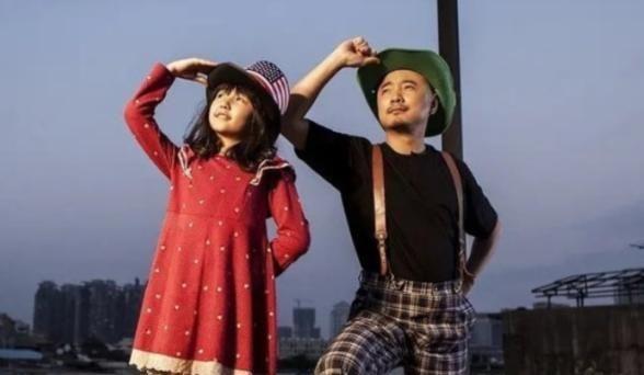 张子枫成剧组最热女演员，刚和吴磊上热搜，又被徐峥揪辫子
