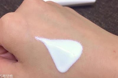 ​fancl物理防晒霜怎么样？不闷痘不刺激