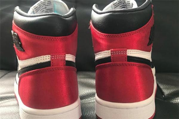 aj1丝绸黑脚趾有男码吗 aj1丝绸黑脚趾最大码数