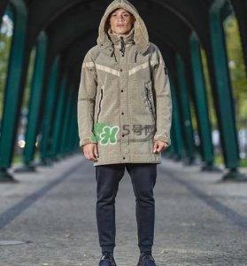 ​stone island是什么档次？stone island衣服贵吗？