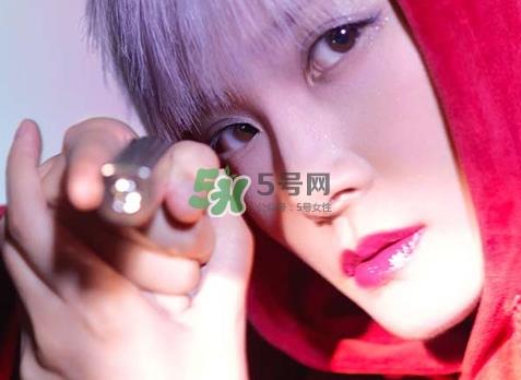 欧莱雅釉光唇膏怎么样_欧莱雅釉光唇膏好用吗