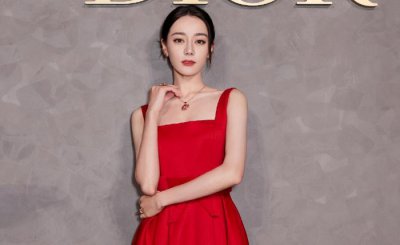 ​迪丽热巴首次回应“恋爱怀孕生子”：不希望生活中被过度关注