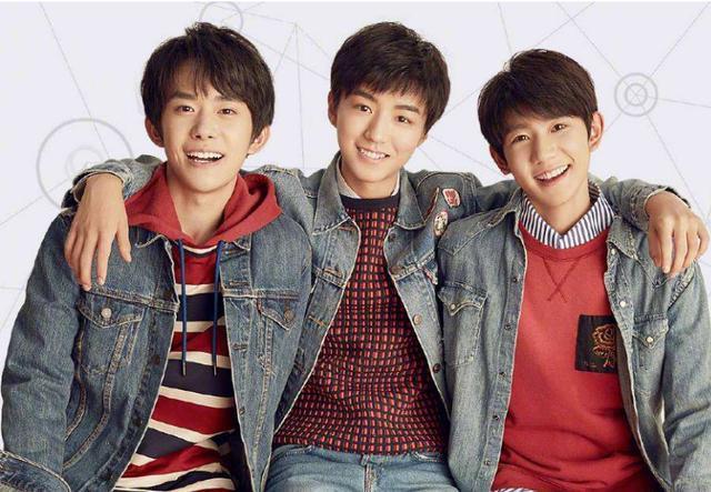 TFBOYS被强吻：千玺主动索吻一脸享受，王俊凯受到惊吓，王源呢