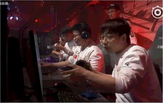 绝地求生SLI比赛: 韦神站了出来! 4AM二连鸡! 主播队倒数第一