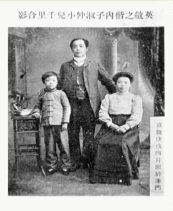 娱乐圈家世最显赫的，可能就是英达他们家了