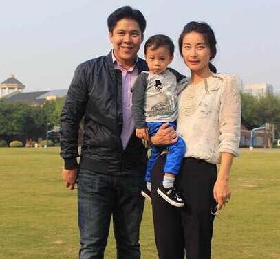 郭晶晶女儿曝光，真是天仙小美女，难怪一出生爷爷就给10亿房产