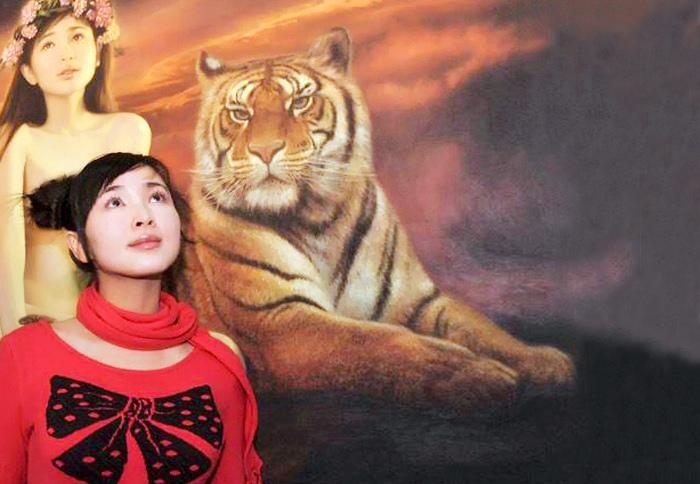 60岁老画家，为22岁女儿画人体，画出作品要卖800万