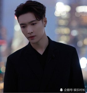 ​张艺兴唐嫣粉丝开撕白热化，只为争一个名头真相曝光显露孰是孰非