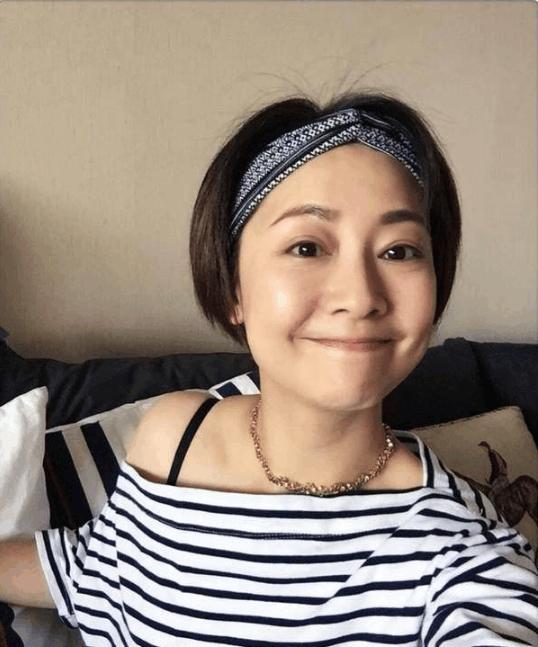 张卫健与娇妻张茜甜蜜近照, 粉丝心疼他们多年没有孩子