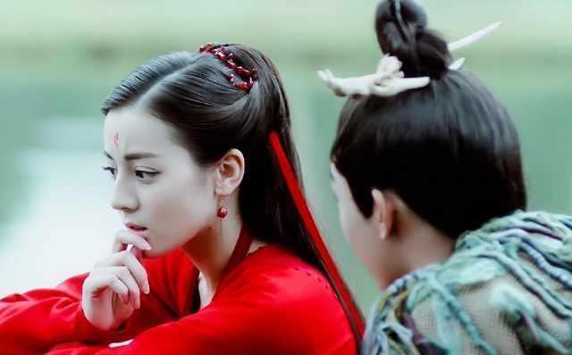 300亿播放量的《三生三世》收视率惨不忍睹，迪丽热巴却无辜躺枪