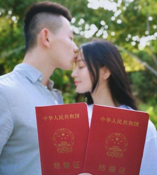 张馨予老公到底几个身份，第4个身份最厉害，网友：甩李晨几条街