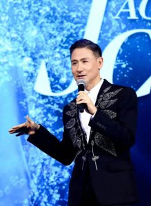 ​张学友哥哥欠千万赌债？弟弟不愿帮忙竟让母亲求情