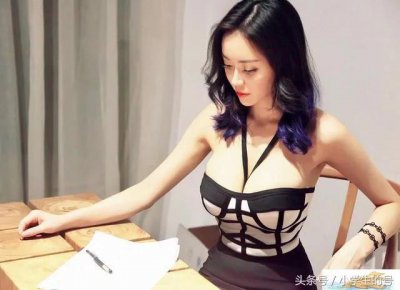 ​身材秒杀柳岩徐冬冬，从不缺戏，但却始终不火，原因奇葩