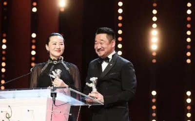 ​28年前黑豹MV中惊鸿一瞥的她，如今成了柏林影后！