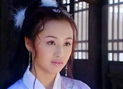 ​44岁曹颖近照曝光，病重手术后不能说话，如今身材发福脸部僵硬