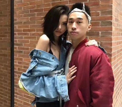 因跟歌手男友分手被指花心，知名网红不堪舆论压力割腕送院！