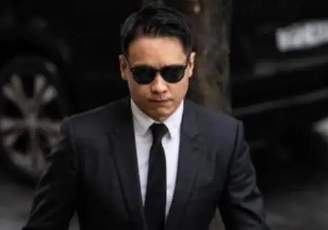 高云翔和王晶被判无罪，宣判后庭上激动落泪