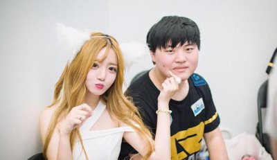 ​UZI女友事件：一场三败俱伤的闹剧，心疼小狗和澳咪咪