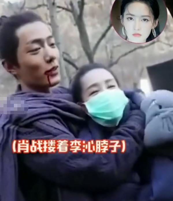 刚澄清和肖战绯闻，李沁转眼就跟他穿情侣装现身？网友：坐等官宣