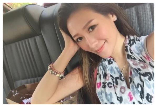 谢霆锋翻版妹妹伍淑怡，“露点裸照”被人兜售，割脉以死控诉