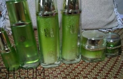 ​百雀羚水能量套盒适合年龄 适合肤质
