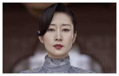 ​她当红时为丈夫淡圈，结婚7年惨遭抛弃，今41为女儿终身不嫁！