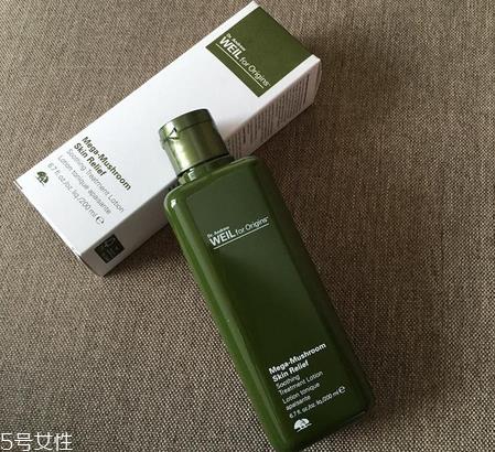 菌菇水对闭口有用吗 菌菇水可以当日常水吗