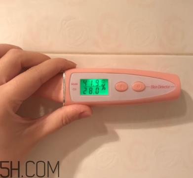 兰蔻美肤修护美容液可以代替乳液吗？什么功效？